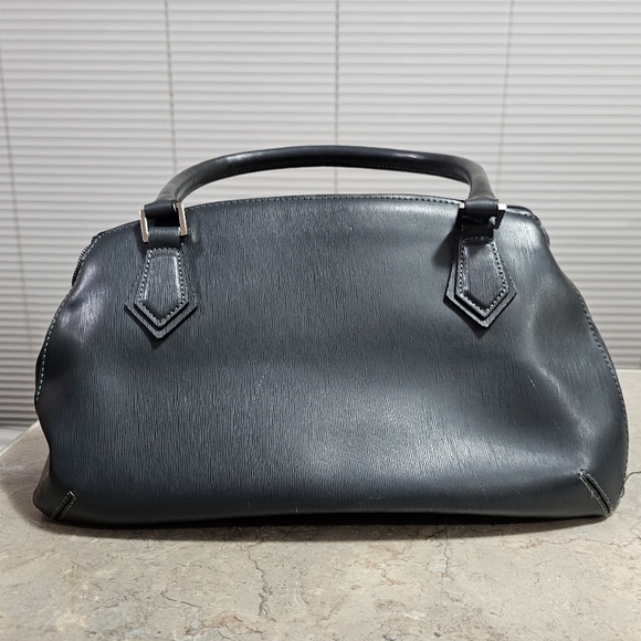 CROMIA | Italian Leather Shoulder Bag in Grey - Picture 9 of 11